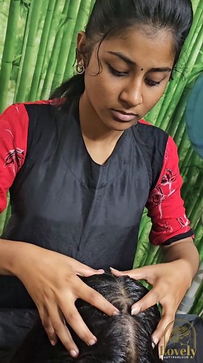 Ramya sathish kumar on Instagram: "Dandruff Treatment @lovelybeautyparlour #dandrufftreatmentmadurai #dandrufftreatment #dandruffproblems #beautyparlourmaduraiannanagar #beautyparlourinmadurai #beautyparlournearme #ladiesbeautyparlourmadurai #ladiesparlourmadurai #lovelybeautyparlourmadurai #madurai"