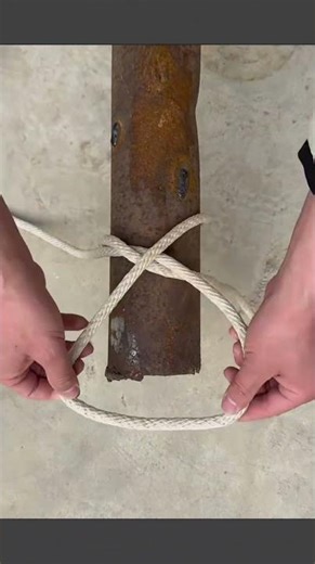 Strong method to fasten a pig hoof securely with rope #ropework #lifehacks #knotskills #DIYtips