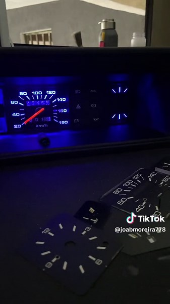 Exploring Car Dashboard Instrument Cluster Features