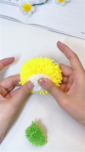 Simple DIY pineapple doll #diy #diykeychain #cristmasdecor