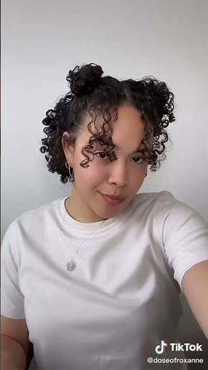 Kurzhaarfrisuren mit locken #locken #kurzhaarfrisuren #Shorts