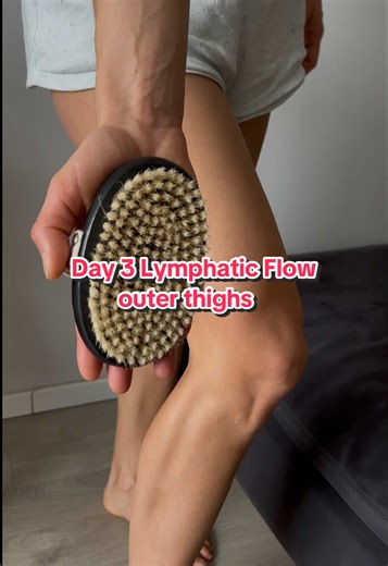 it’s not cellulite on your outer thighs! drop GLOW in the comments for smoother skin with my dry brushing guide ✨ outer thighs commonly show cellulite, but often it’s fluid retention and slow lymph flow creating that uneven look. dry brushing toward the lymph nodes supports drainage and improves circulation. consistent lymph stimulation reduces that puffy appearance.