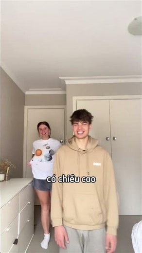 Everyone thought the girl was taller, but 😂