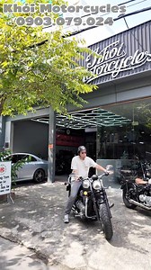135 reactions · 5 comments | P5: Cặp đôi Triumph Speedmaster 2019 & Bobber 2017 vừa về Khói Motorcycles. #KhóiMotorcycles #HưngKhói #motorcycle #bike #bikelife #KhóiMotors #biker #triumph #bonneville #bobber #speedmaster #paralleltwin #classic #custom #cruiser | Hưng Nguyễn | Facebook