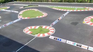 Bruno Coelho and his X4’24 during controlled practice in modified class at TITC 2024 in Bangkok🇹🇭✌️ | XRAY