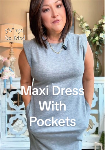 Spring and Summer maxi dress with pockets and side slits. #tiktokshopcreatorpicks #tiktokshopstockup #springglowup #springstatement #weeklydeals
