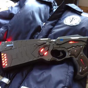 Arduino RGB LEDs waveshield  accelerometer= awesome motion activated prop gun. #showandtell #adafruit6secs