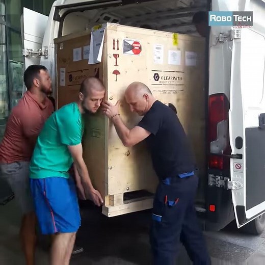 Husky A200 | A new robot with UR5 robotic arm has arrived