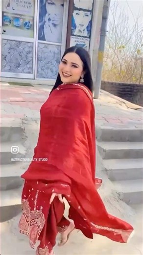 Makeup Class👍 #trending #love #nailart #shortfeed #viralshorts #short #beauty #trendingshorts #art