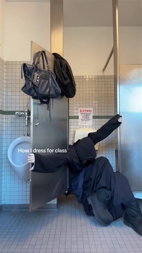 How I Dress for School Class