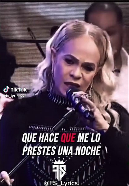 Miriam Cruz -La Loba ~~ Yo no soy una loba, no, yo no voy a comérmelo Yo no voy a desfilar sus carnes y a mandarte los huesos Yo no soy una loba, no, yo no voy a robártelo Mira, yo no voy a devorarle, no debes preocuparte, ay🍺~~ #miriamcruz #laloba #merengue #republicadominicana🇩🇴 #videolyrics #RD #Lyrics #fs_lyrics @Miriam Cruz