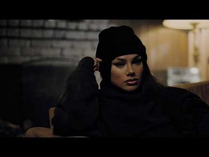 Snow Tha Product - She Wasnt Home