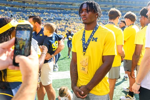 Michigan recruiting: Four-star commit scores touchdown on both sides of the ball
