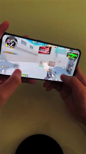 Cách sử dụng M4A1 Predator 3 ngón trong Crossfire Legends