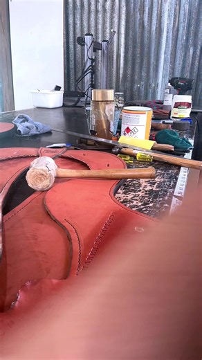 Making Saddles takes so much patience and practice #australianmadeandowned #horse #saddle