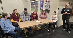 Caledonia's Stendel signs with Minnesota