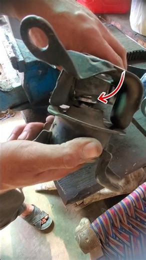 Broken Engine Mount = Big Trouble! #youtube #shorts #broken