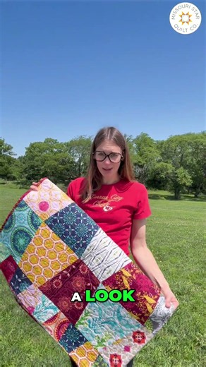 Summer Bazaar Tumbler Quilt | Missouri Star Quilt Tutorial