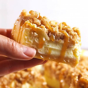 Your friends are going to fight over these Caramel Apple Cheesecake Bars. Full recipe: http://dlsh.it/NBszBfB | Delish