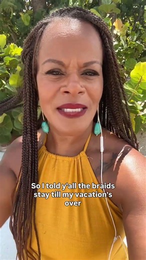 Stella ain’t the only one getting her groove back. #grannylove on the #florida #beach #justforlaughs