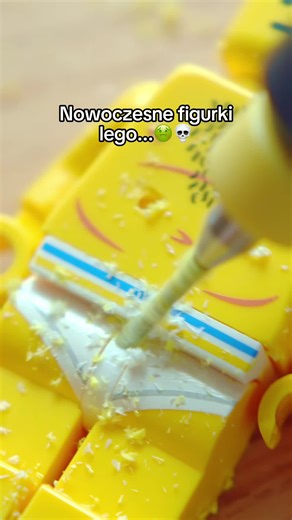 Mini Samuraje on Instagram: "Figurki w 2025 vs... Lego w 2027🤩"