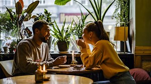 How to have fun first dates this cuffing season, according to Hinge