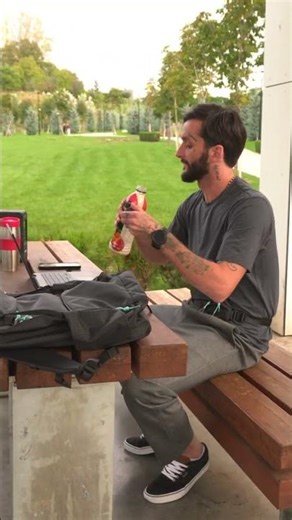 Alpargali All-Day Backpack Review – Sleek, Spacious & Weatherproof Everyday Bag