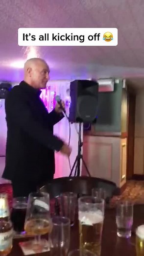 Frankie Allen Hilarious Stand-Up Comedy Moment