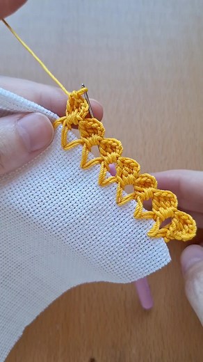 574K views · 6.9K reactions | #puntillaparaservilletas #crochet #knitting #pattern #oyaörnekleri #çeyizhazırlığı #keşfet #kenardanteli #tığişi #havlukenarı #knit #fypシ゚viralシ #keşfet | Beauty Tips | Facebook