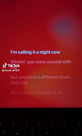 Halsey Now or Never Lyrics - Sing Along
