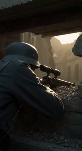 The Helmet Reflection That Exposed a Sniper — WW2