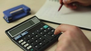 Free Calculator Videos: 4K & HD | No Watermark | Download Now