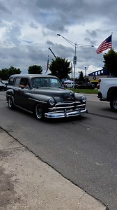 Classic Plymouth Suburban Cruising Woodward! #car #plymouth #suburban #ClassicCar | CarsoMichigan