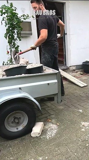 Kalk-Zement-Putz anmischen und aufbringen. Irgendwas stimmt hier nicht. 🤔