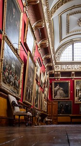 The Picture Gallery 📍 Belvoir Castle. Belvoir Castle, one of HeritageXplore’s founding properties, stands as a luxurious home unlike any other. Built in the early 19th century for Duchess Elizabeth, the wife of the 5th Duke, the castle’s interiors were likely inspired by the lavish renovations being made by her father at their own home, Castle Howard, a grand country house in Yorkshire. One of the castle’s most impressive rooms is the beautiful Picture Gallery, designed to showcase the extensiv