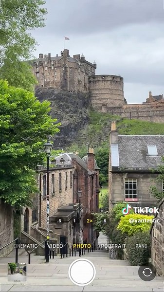 Best Photography Spot in Edinburgh: Vennel Viewpoint