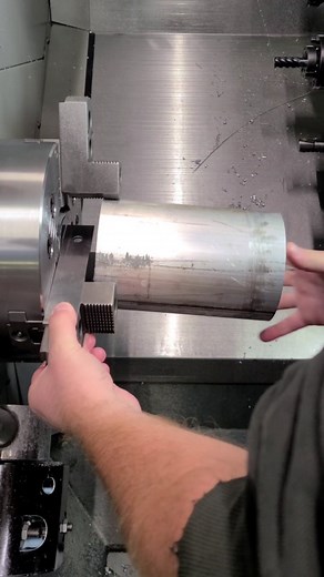 𝗢𝗰𝘁𝗮𝗻𝗲 𝗪𝗼𝗿𝗸𝗵𝗼𝗹𝗱𝗶𝗻𝗴 | Lathe Pro Turning Tips Poor surface finishes, rats nests of chips, and bad productivity are all common. The following are some tips on... | Instagram