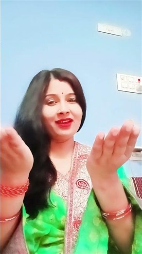 # Radha rani ji ke bhajan # hamare do hi ristedar # bhajan # short# video # bhakti#