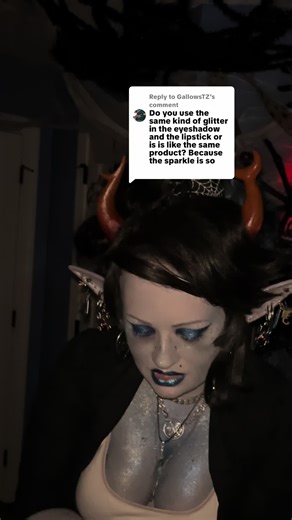 Cosplaying with Pigments: Eyeshadow and Lipstick Secrets