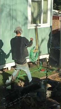 Meth Neighbor dancing