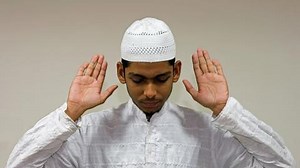 Doa Sholat dari Awal hingga Akhir, Lengkap dengan Bacaan dan Contoh Zikir Setelahnya