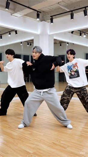 #bts #viral step dance 🪩 for you 💓💕💕💕