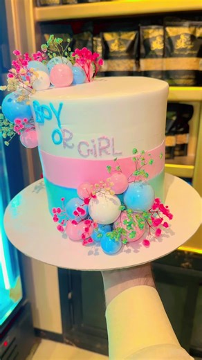 Really into that show cake shop #sitaracakeshop #mithaiwala #sitarasweets #safdarabad #sitaracakeshop