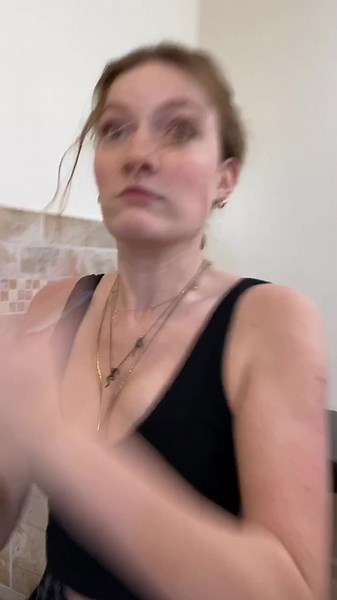 Beatbox Dance Challenge! 😱😝 @elyssajoy_ #beatbox #dance #couplegoals