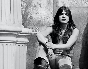 Revisit Malcolm Young’s isolated guitar for AC/DC song ‘You Shook Me All Night Long’