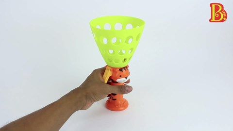 B. toys – Pop & Catch Game – 2 Launchers & 4 Balls – Ball Games for Kids – Outdoor Activity – 3+ Years– Pop 'n' Launch