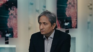 ‘While We Watched’ review: A documentary on Ravish Kumar that finds idealism in distress