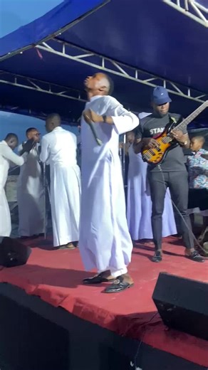 Reuben Clapping Machine on TikTok