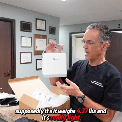 Varon – Quiet, lightweight, and easy to use – ideal for staying active at any age. ✔ Ultra-lightweight at just 4.37 lbs ✔ Stable 93% oxygen concentration at all levels ✔ Adjustable 1–8 L/min flow to match your needs ✔ Ultra-Sense mode for gentle, reliable support ✔ Quiet operation and easy-to-read display 🎉 Up to 45% off now Code:FB05 🚚 Free shipping on orders over $49 | VARON Inc.com
