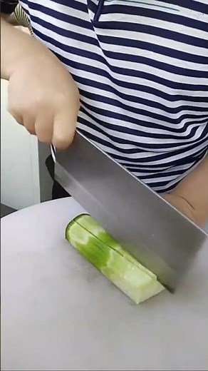 How to Create Chef-Style Garnishes at Home